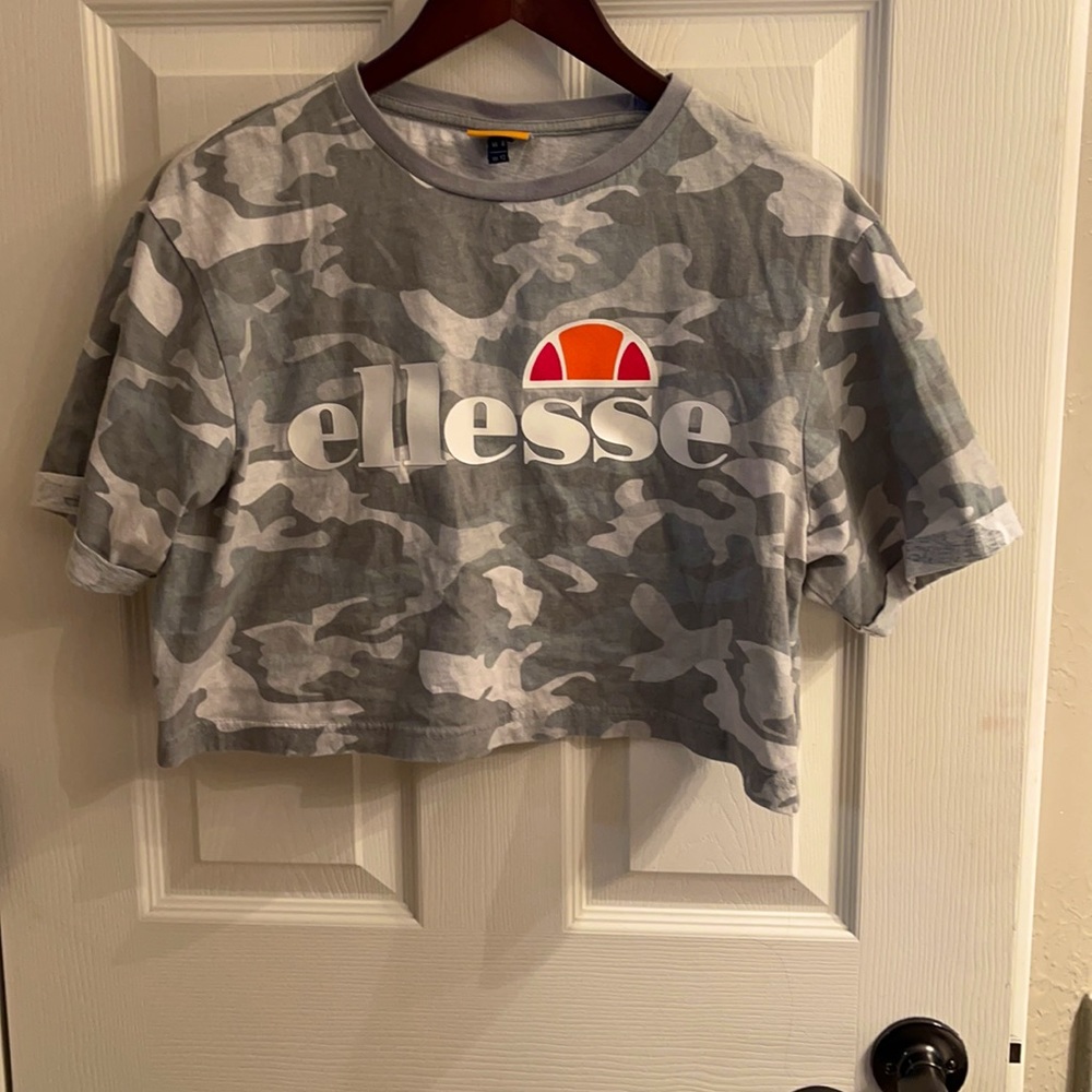 Ellesse crop top workout shirt